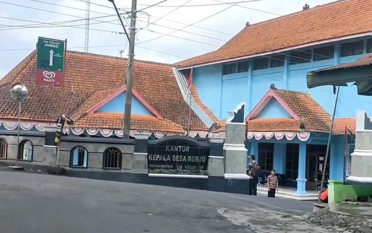 Kantor Kepala Desa Berjo, Kecamatan Ngargoyoso, Kabupaten Karanganyar.