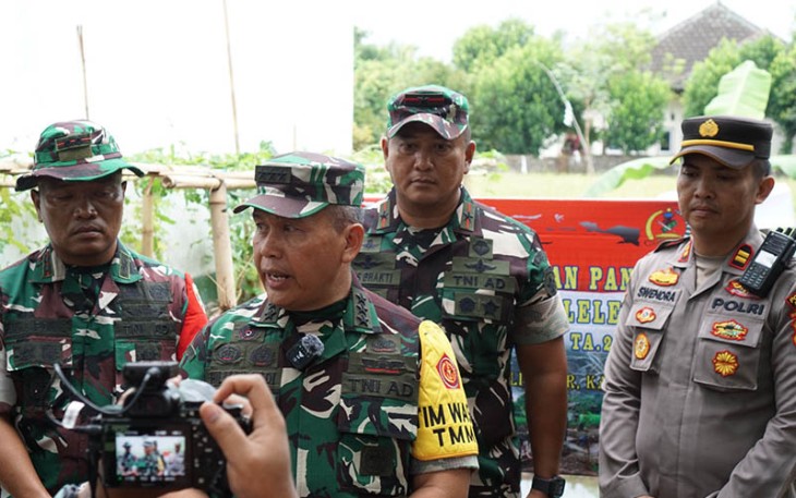 Tim Wasev TMMD Ke-119 ITJENAD saat Kunjungi Lokasi Ketahan Pangan di Pos Ramil Lingsar
