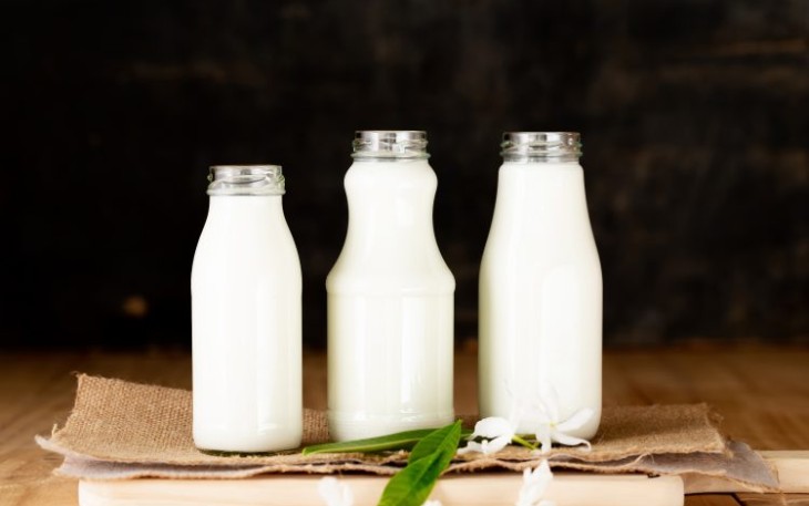 Ilustrasi susu formula bayi