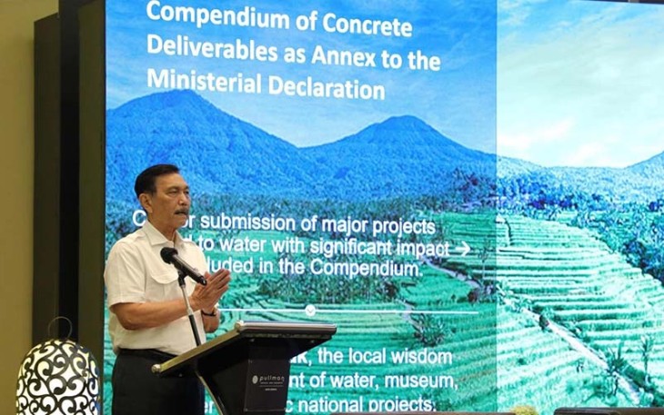 Menteri Koordinator Bidang Kemaritiman dan Investasi Luhut Binsar Pandjaitan pada rapat Briefing World Water Forum ke-10, Senin (4/3/2024).