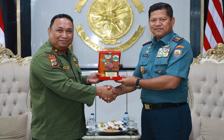 Pangkoarmada III saat Terima Kunjungan Kehormatan Kepala Balai BKSDA Papua Barat