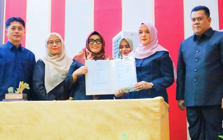 Penandatanganan Nota Pengantar Rancangan Kebijakan Umum Anggaran (KUA) serta Rancangan Prioritas dan Plafon Anggaran Sementara (PPAS) Tahun Anggaran 2026