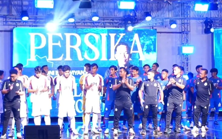 Launching Jersey dan Tim Persika Karanganyar 2025-2026, di Gedung Wanita Karanganyar, Rabu (26/11/2025) malam.