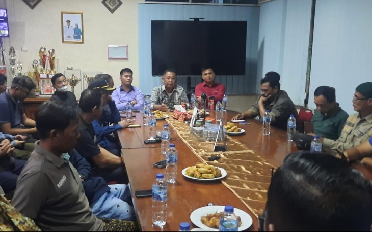 Pertemuan penyelesaian kasus Padang Sarai, Minggu (27/7/2025)