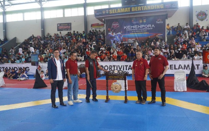 Pembukaan kejuaraan Taekwondo Piala Kemenpora Ke-3 di Magelang