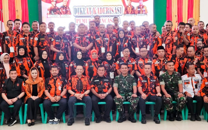 Anggota Komisi III DPR RI sekaligus Wakil Ketua Umum Pemuda Pancasila dan Wakil Ketua Umum Partai Golkar Bambang Soesatyo Hadiri Penutupan Diklat Kaderisasi Pemuda Pancasila Sumatera Utara di Batalion Kaveleri 6 Medan, Bamsoet Dorong Peningkatan Kesadaran Bela Negara
