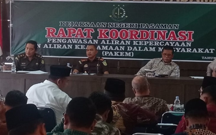 Rakor PAKEM dipimpin langsung oleh Kepala Kejaksaan Negeri Pasaman Sobeng Suradal dan Tim Koordinasi PAKEM