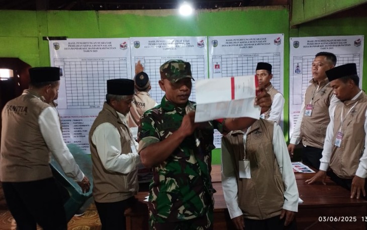 Peran Babinsa Kawal Pemilihan Kepala Dusun di Wilayah Pacitan