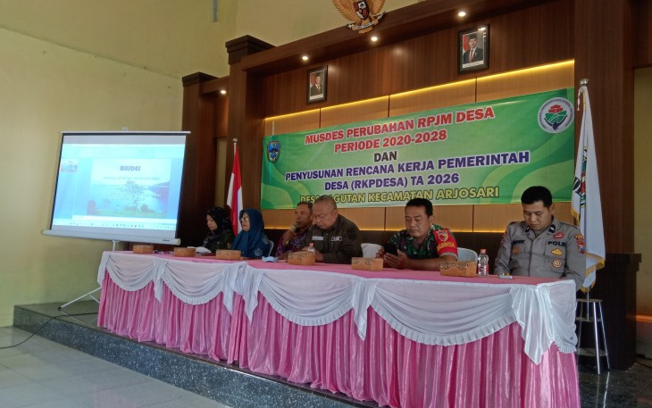 Babinsa 0801/03 Arjosari Hadiri Musdes Penyusunan RKP Desa Diwilayah Binaan