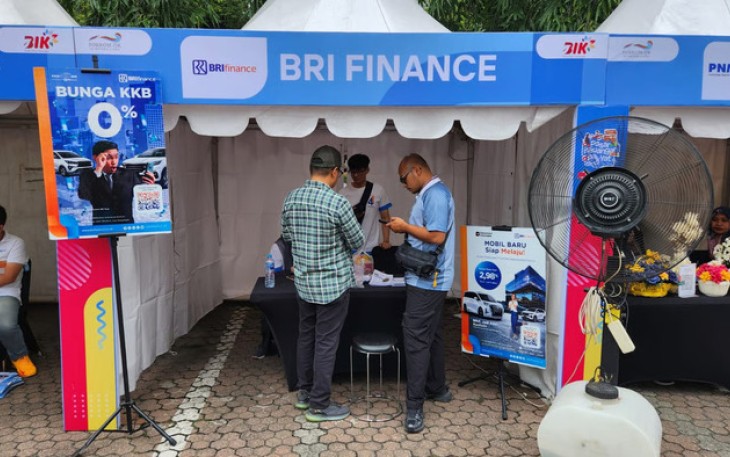 BRI Finance Hadirkan Promo di Pasar Keuangan Rakyat di Medan