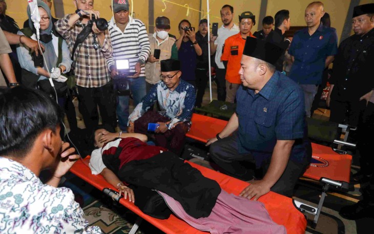 Wakil Ketua DPR RI Cucun Ahmad Syamsurijal melakukan kunjungan lapangan dalam rangka fungsi pengawasan terhadap pelaksanaan Program Makan Bergizi Gratis (MBG) di di Bandung Barat, Jawa Barat, Kamis (25/09/2025)