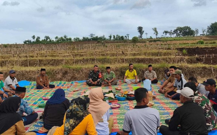 Doa bersama dan syukuran pembangunan gedung KDKMP di wilayah desa binaan 