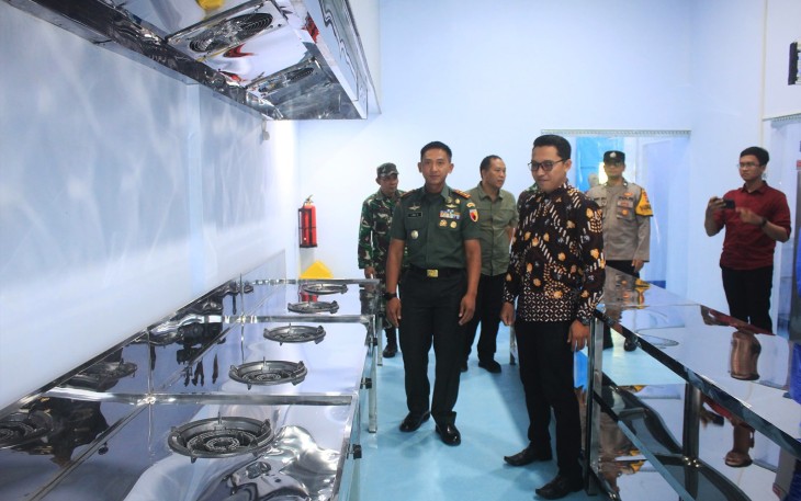 Dandim 0806/Trenggalek saat Turun tangan Kawal Dapur Gizi Mandiri