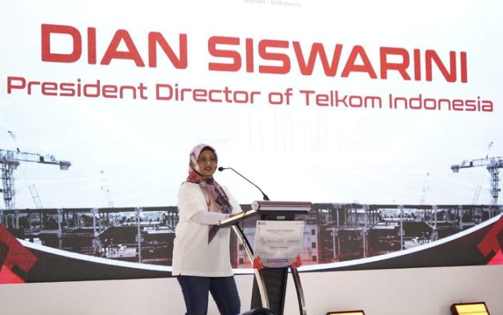Direktur Utama Telkom Dian Siswarini.