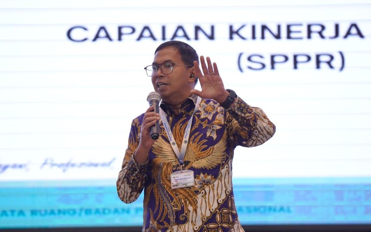 Dirjen SPPR, Virgo Eresta Jaya, saat menyampaikan materi di sesi pengarahan Rapat Kerja Nasional (Rakernas) Kementerian ATR/BPN, di Jakarta, Senin (08/12/2025).