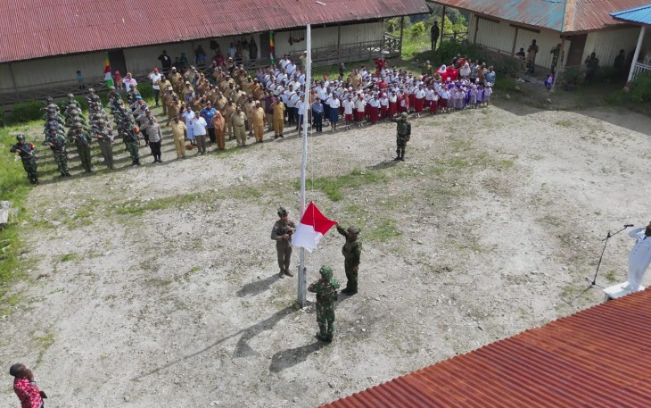 300 Warga, TNI-Polri dan Pemerintah Daerah Satu Barisan Rayakan HUT ke-80 RI