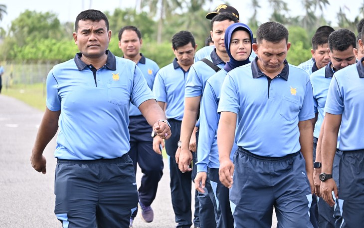 Personel Lanud RSA Natuna Tingkatkan Kebugaran Lewat Olahraga Bersama