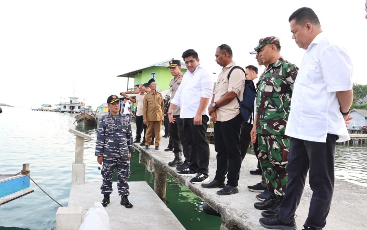Bupati Bintan Tinjau Usulan Rehab Jalan Lingkar Laut Hingga Lokasi Pembangunan Jamban dan Septictank Individual