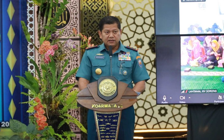 Pangkoarmada III Laksda TNI Hersan 