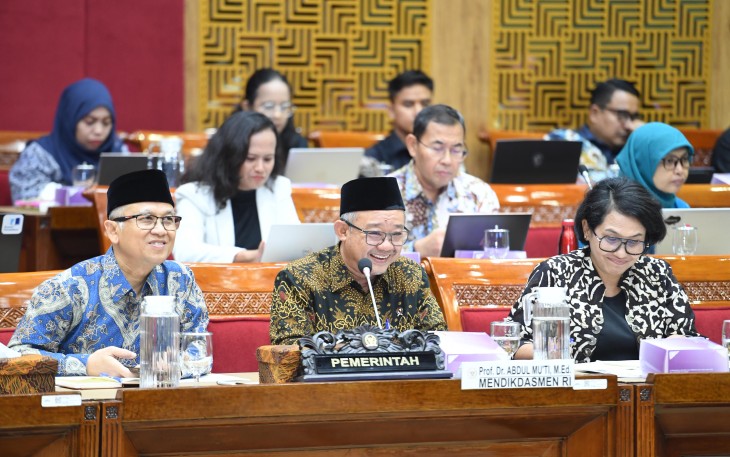Menteri Pendidikan Dasar dan Menengah (Mendikdasmen), Abdul Mu’ti Raker Dengan Komisi X DPR RI 