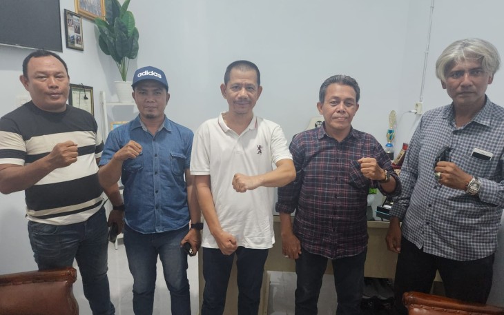Pewarta Polrestabes Medan Kembali Gelar Jumat Barokah, Salurkan Beras kepada Pengurus dan Anggota