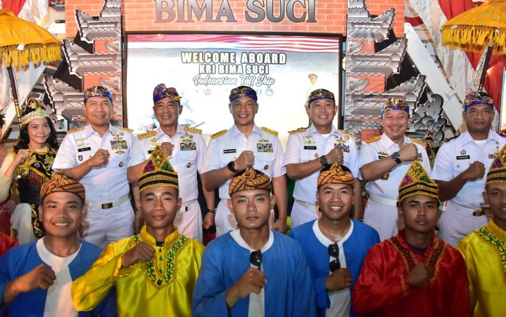 KRI Bima Suci Gelar Cocktail Party