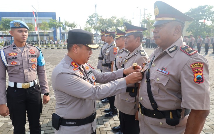 Kapolres Sukoharjo Pimpin Sertijab Pejabat Utama dan Kapolsek Jajaran