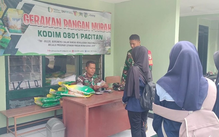 Penyaluran Beras SPHP Kodim Pacitan