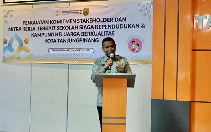 Kepala Dinas Kesehatan Dalduk dan KB Kota Tanjungpinang, Rustam, mengajak kepala SMP dan SMA mengembangkan Sekolah Siaga Kependudukan (SSK)