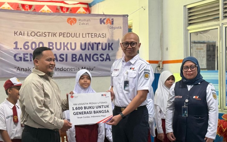 KAI Logistik Salurkan 1.600 Buku Perkuat Literasi untuk Wujudkan Indonesia Emas 2045