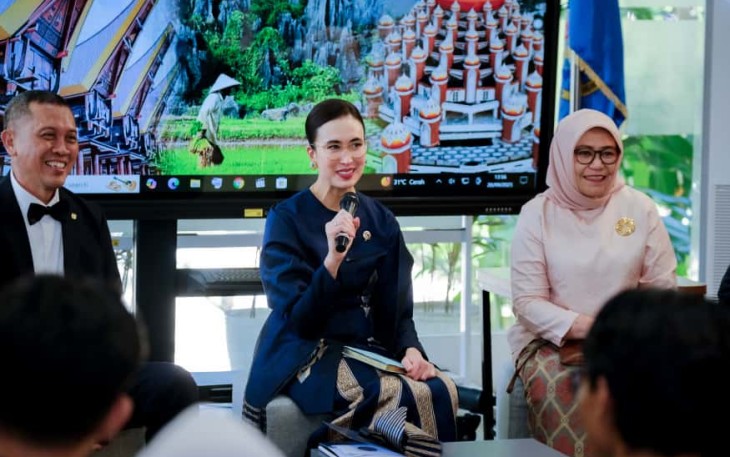 Menpar Widiyanti Putri Wardhana