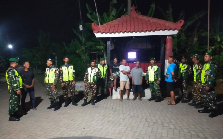 Patroli gabungan wilayah Kodim 0803/Madiun