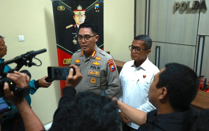 Kabid Humas Polda Jatim Kombes Pol Jules Abraham Abast