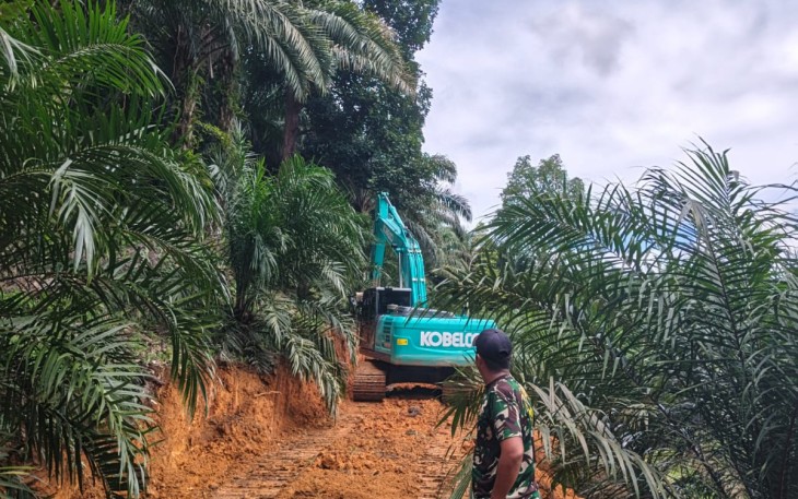 Lanud Supadio Dukung Pengembangan Wisata Paralayang Bukit Raya Sambora
