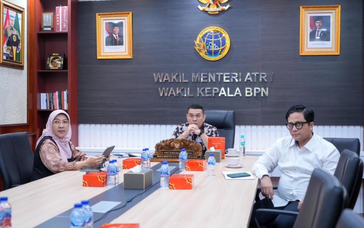 Wakil Menteri (Wamen) ATR/Wakil Kepala (Waka) BPN, Ossy Dermawan, dalam rapat yang berlangsung secara daring, Minggu (28/12/2025) malam