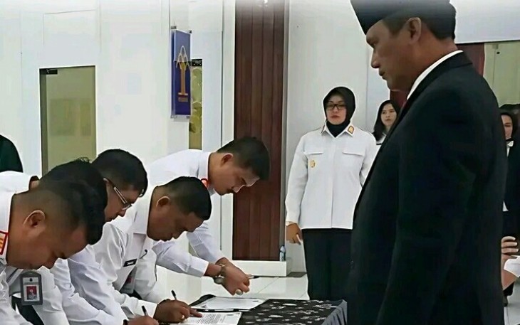 Karutan Pangkalan Brandan Tandatangani Fakta Integritas dan Perjanjian Kerja Dihadapan Kakanwil Ditjenpas Sumut.