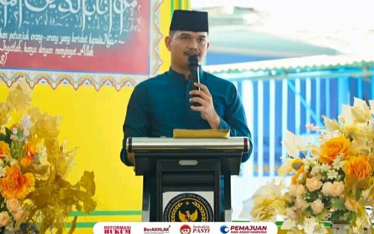 Karutan Pangkalan Brandan Erwin Siregar Saat Menghadiri Acara Isra Mi'raj di Rutan