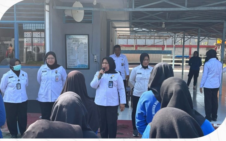 Kalapas Perempuan Kelas IIA Martapura Peristiwa Bru Sembiring S.H., M.H  Sampaikan Pemenuhan Hak-hak Dasar Warga Binaan