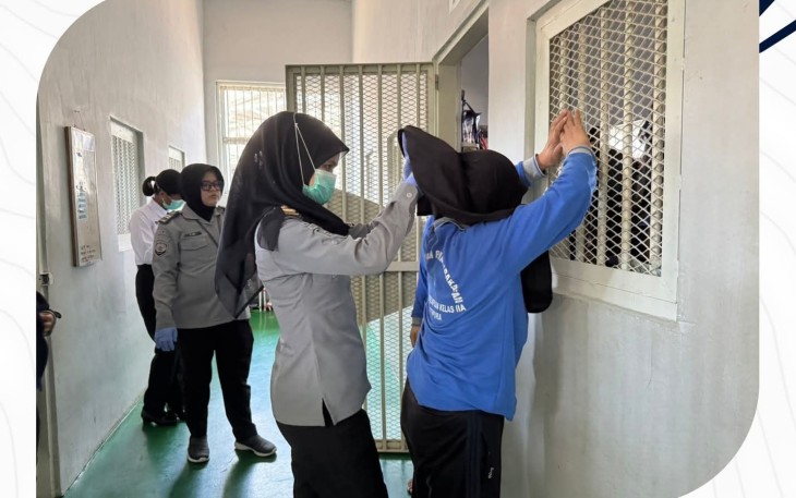 Kegiatan Rutin Lapas Perempuan Martapura Penggeledahan Blok Hunian Warga Binaan Oleh KPLP.