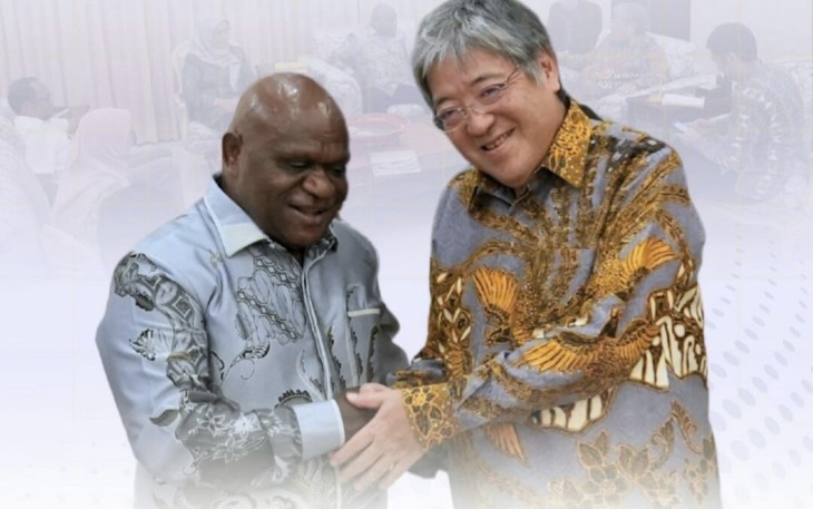 Menteri HAM Natalius Pigai bersama Dubes Jepang di Jakarta 