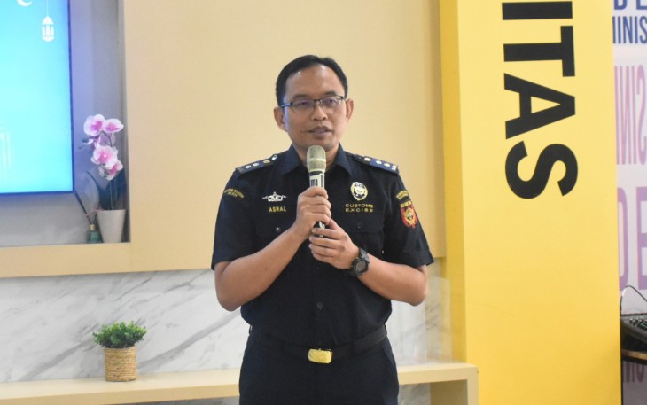 Kepala Bidang Kepabeanan dan Cukai Kanwil Bea Cukai Aceh, Asral Efendi
