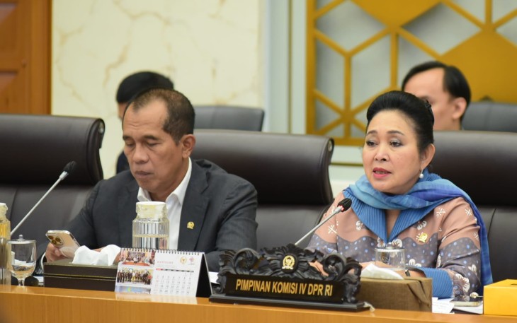 Ketua Komisi IV DPR RI, Siti Hediati Soeharto saat memimpin RDP dengan kepala Badan Karantina Indonesia pada Kamis (4/9/2025) di Senayan, Jakarta.