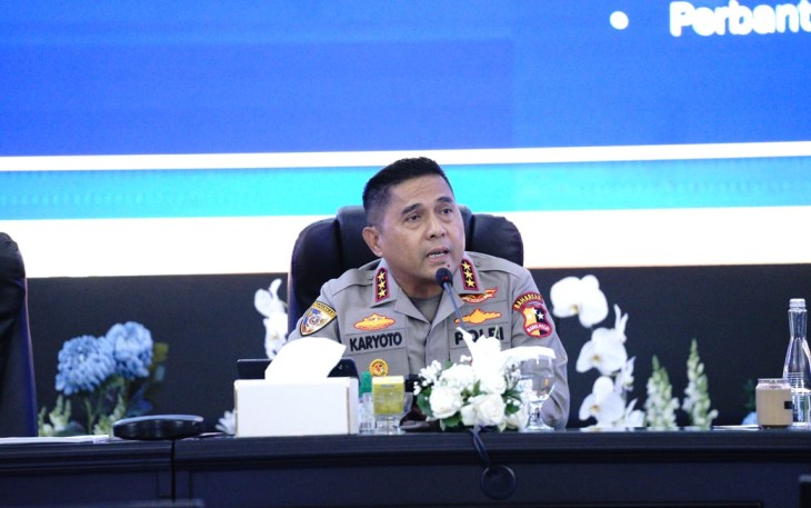 Komisaris Jenderal Polisi Karyoto (Kabaharkam)