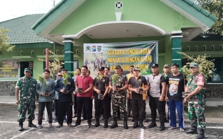 Program "Gerakan Penghijauan Menyatu dengan Alam" yang digagas oleh Kodim 0803/Madiun.