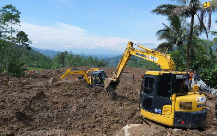 Kementerian PU Tetap Siagakan Alat Berat dan Dukung Kebutuhan Pengungsi