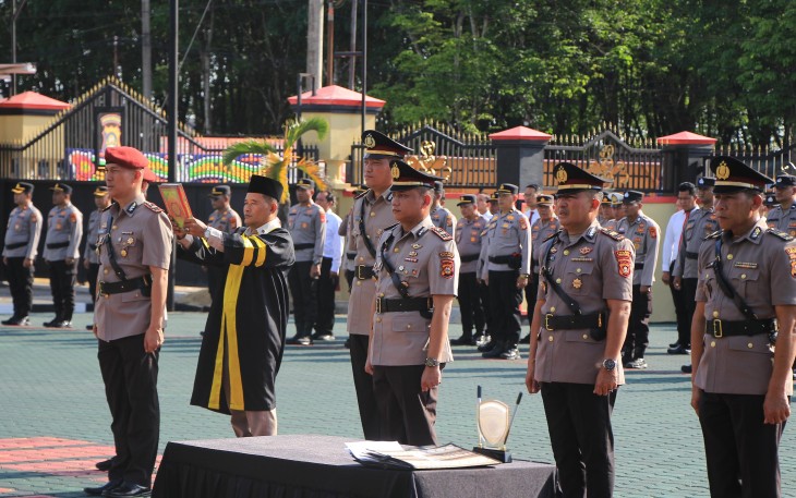 Serah Terima Jabatan (Sertijab) Anggota personel polres Oku Timur (Kasat Reskrim, Kapolsek dan Pengukuhan Kasium polres Oku Timur).