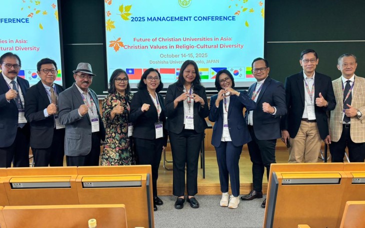 Rektor UKSW bersama Rektor dan Pimpinan Perguruan Tinggi anggota lainnya saat menghadiri ACUCA 2025 Management Conference and 26th General Assembly di Doshisha Universi (2).jpeg
