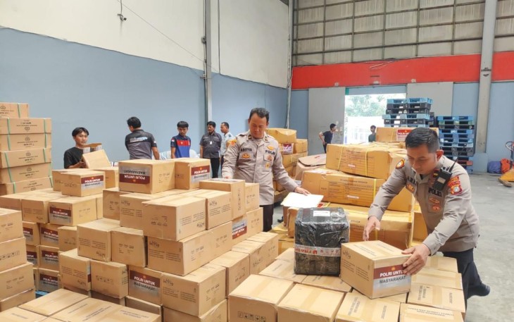 Proses Pengiriman Bantuan Melalui Bandara Soekarno-Hatta