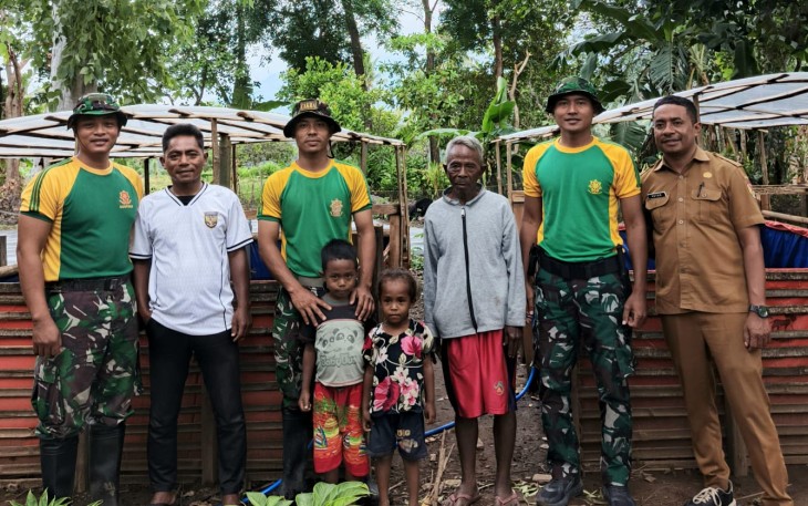 TNI dan Pemuda Budidaya Lele Jadi Program Unggulan Pos Fatubesi Atas