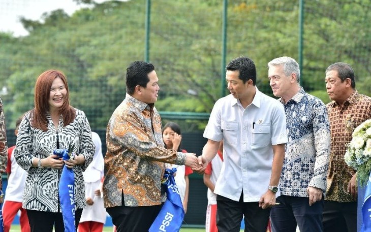 Wamenpora Taufik dan Ketum PSSI Erick Thohir 